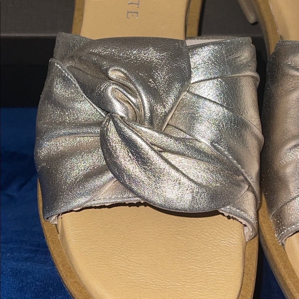 NIB RON WHITE Champagne/ Gold Genuine Leather Veronica Sandals Sz. 36/ US-6 - Picture 12 of 17